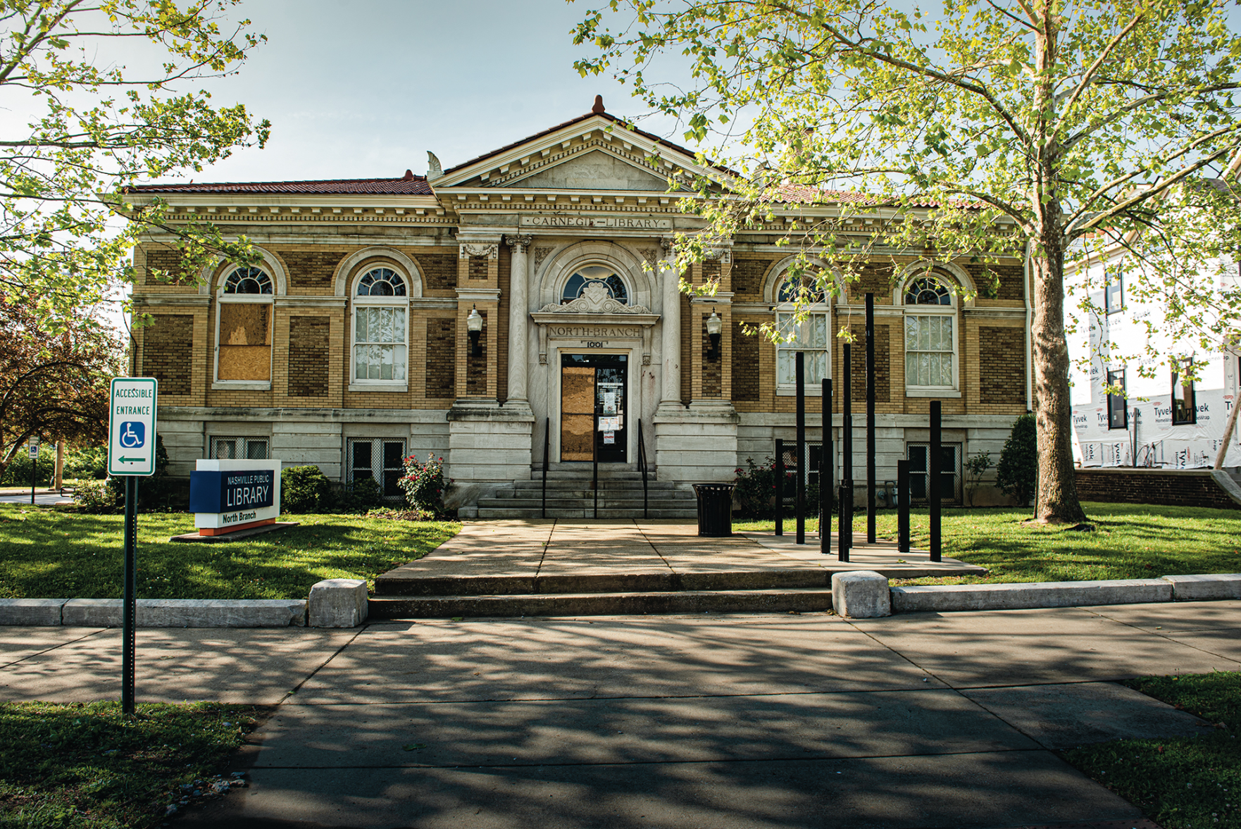 Walk a Mile: Hope Gardens and Buena Vista